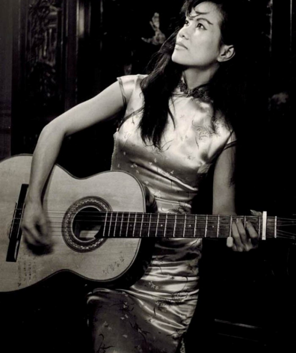 Văn học Phật giáo - Đốt đàn