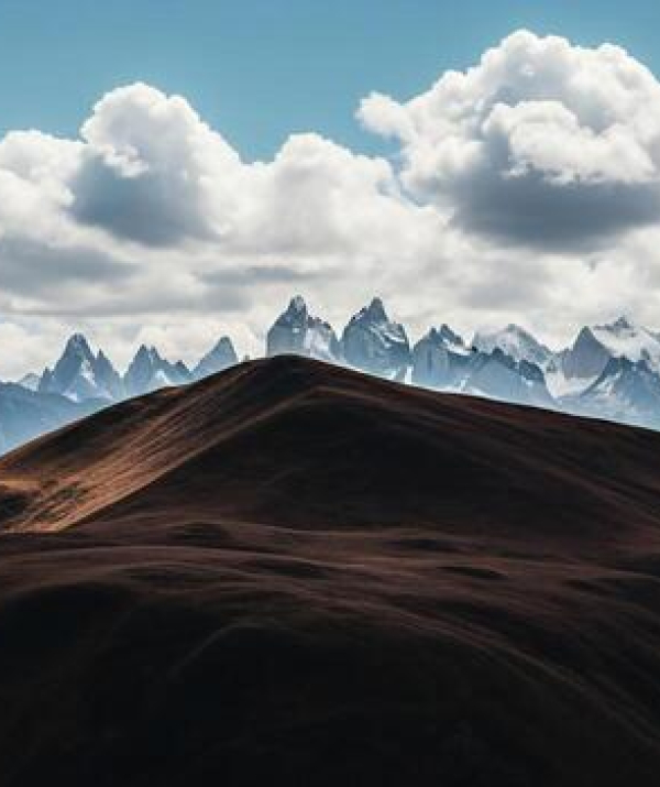 Văn học Phật giáo - Dấu Chân Trên Thành Vương Xá – Một Ngày Trở Về Linh Thứu Sơn